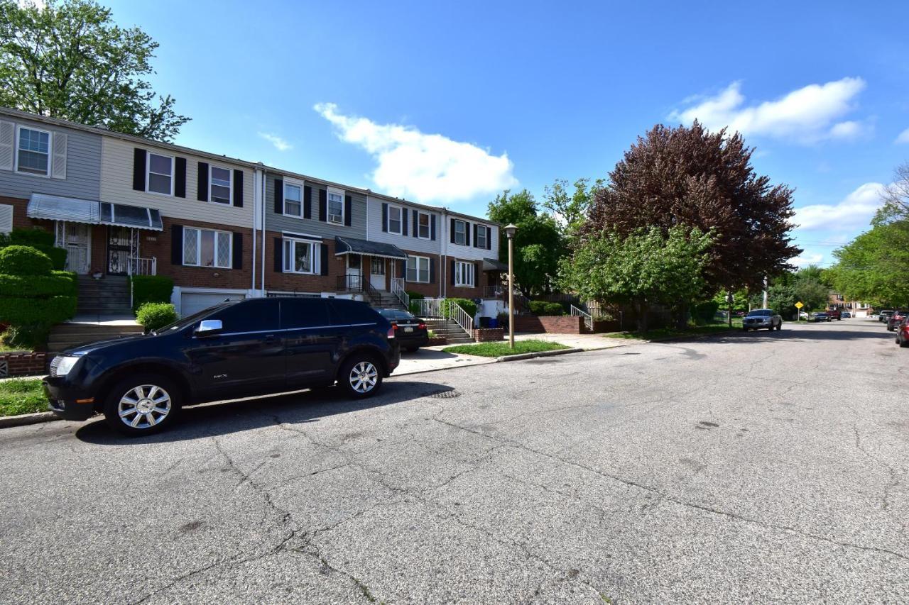 Tuscany 2900 - Classic Italian Style 3br W Parking Near Airport * Philadelphia