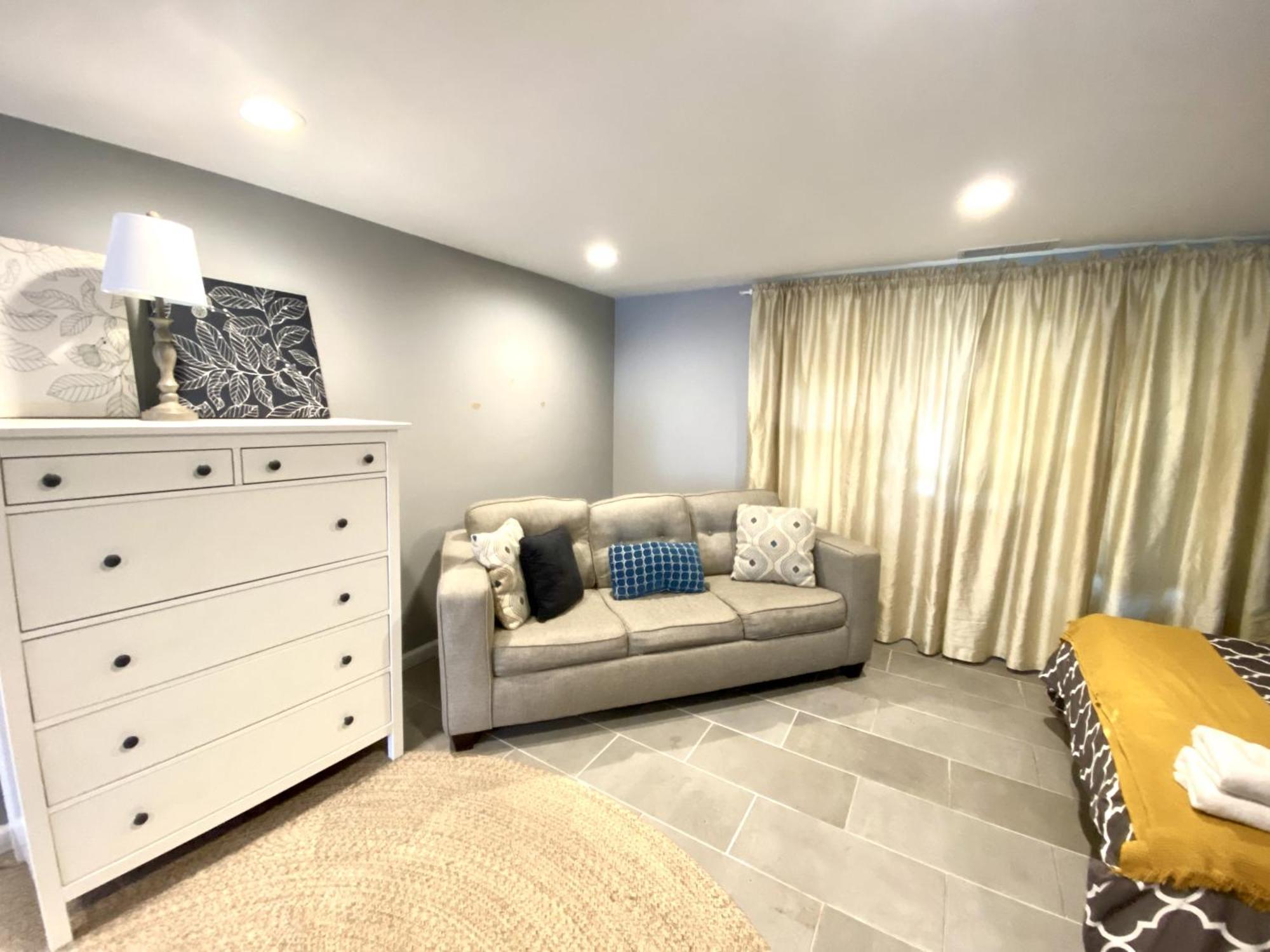 Apartment Tuscany 2900 - Classic Italian Style 3br W Parking Near Airport