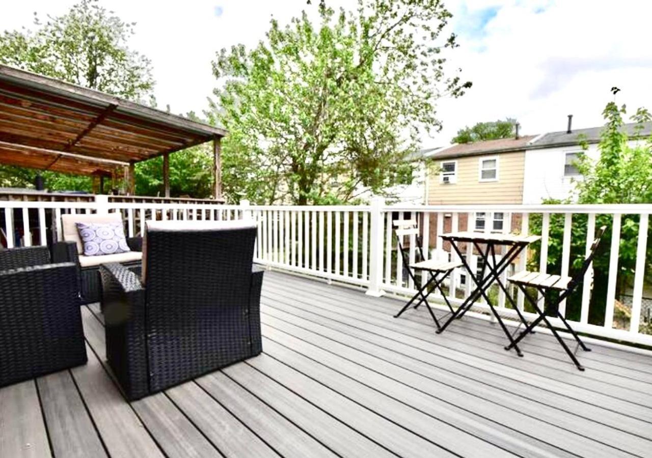 Tuscany 2900 - Classic Italian Style 3br W Parking Near Airport