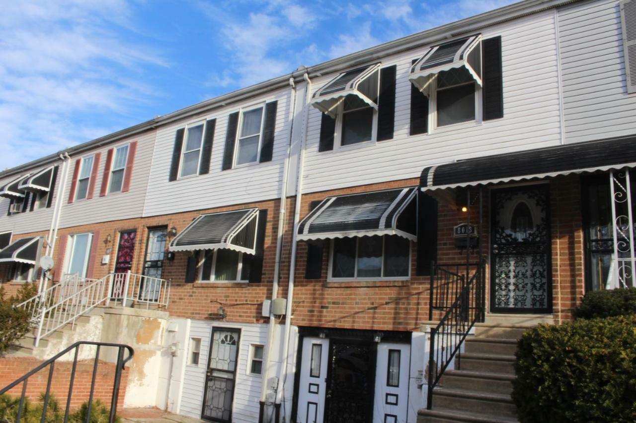 Tuscany 2900 - Classic Italian Style 3br W Parking Near Airport * Philadelphia