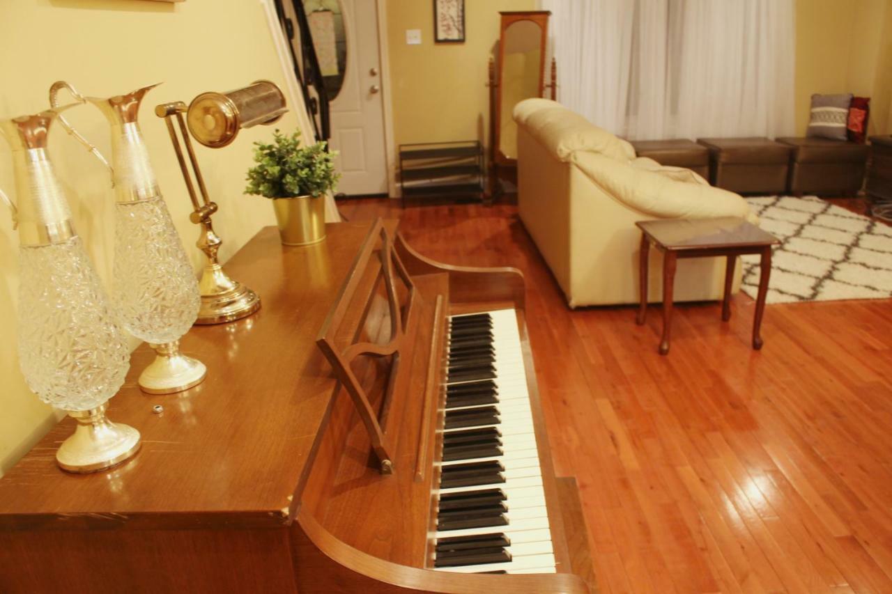Apartment Tuscany 2900 - Classic Italian Style 3br W Parking Near Airport Philadelphia